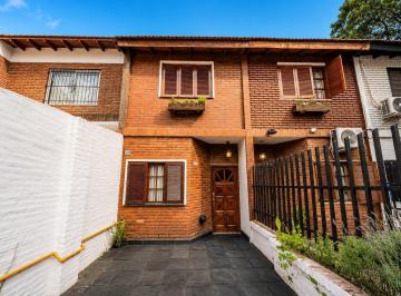 Casa · 95m² · 4 Ambientes · 1 Cochera · Triplex | 4 Ambientes + Fondo Libre 65 m² | El Palomar