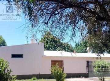 Campo · 183m² · 5 Ambientes · 1 Cochera · Finca en El Cerrito