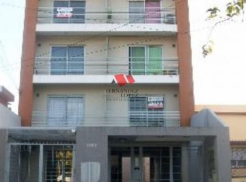 Departamento de 2 ambientes, Quilmes · Excelente Semipiso 2 Ambientes Amplio y Luminosocon Cochera
