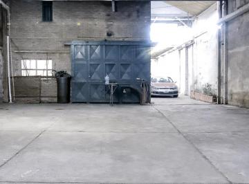 Bodega-Galpón · 600m² · Asunción 100 a m de Av Belgrano