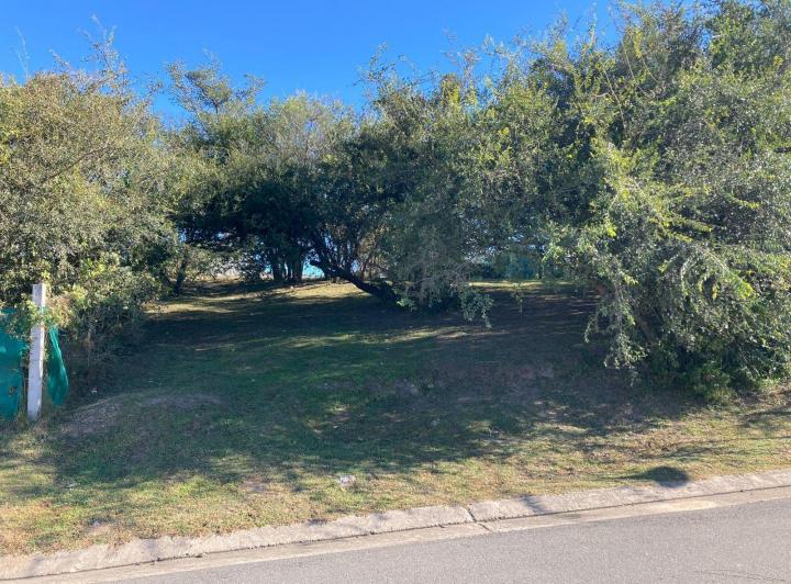 Terreno · 550m²