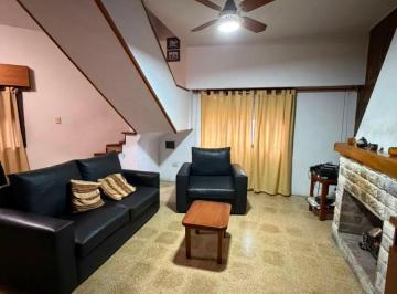 Casa de 5 ambientes, Rosario · Oportunidad Real! Casa en Venta en Cinco Esquinas con 2 Dorm. y 128 m²