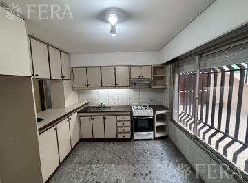 PH · 55m² · 3 Ambientes · Alquiler de PH 3 Ambientes en Sarandi
