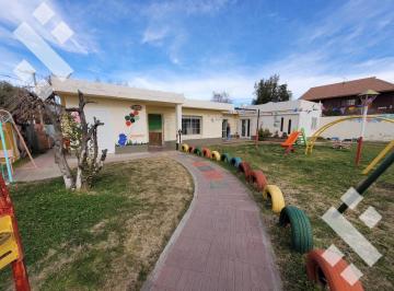 Casa · 206m² · 7 Ambientes · Venta de Casa 4 Dorm, B° Belgrano, Neuquen Capital!