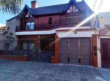 LOK-LOK-125_2 · Casa en Venta en Ramos Mejia Sur
