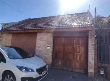 LOK-LOK-143_2 · Casa en Venta en Lomas del Mirador