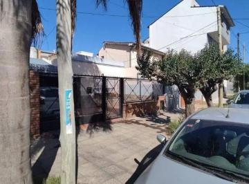 LOK-LOK-178_2 · Casa en Venta en Ramos Mejia Sur