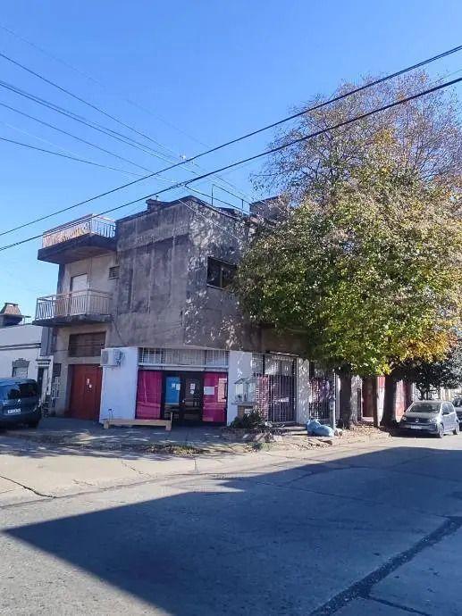 Larrea 1600,  Ramos Mejía, La Matanza
