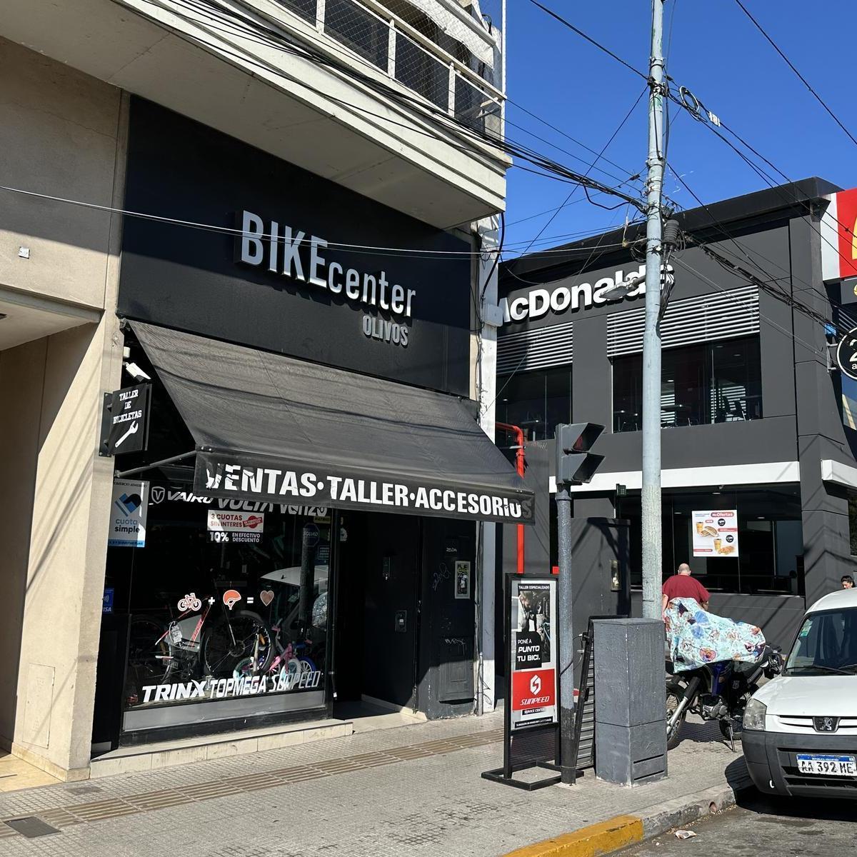 Av. Maipú al 2800, Olivos, Vicente López