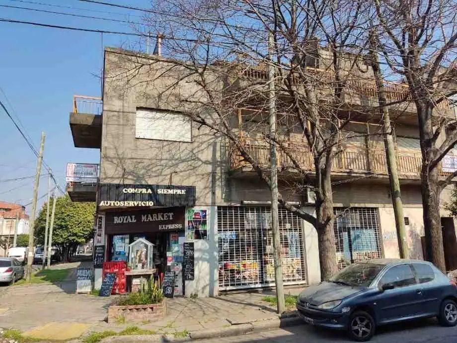Larrea 1600, Ramos Mejía, La Matanza