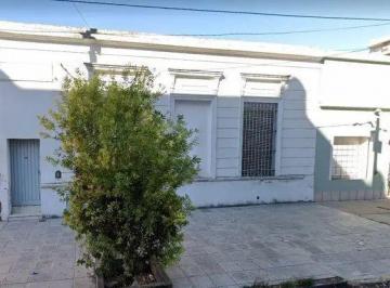 LOK-LOK-353_2 · Lote en Venta en Moron Centro