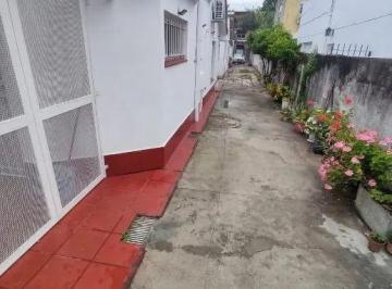 LOK-LOK-354_2 · Casa PH en Venta en Ramos Mejia Sur