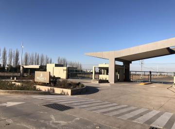 Terreno · 500m² · Terreno en Venta en Barrio Privado Milcayac II, Russell, Maipú | 500 m² con Orientación Sur - Norte