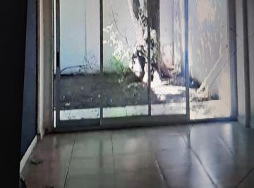 PH de 3 ambientes, Mataderos · Naon 3 Amb con Hermoso Jadin