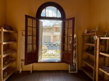 Casa · 178m² · 7 Ambientes · 1 Cochera · Venta Casa, 4 Dorm., Cochera, Patio y Terraza, Dorrego 2300. Barrio Abasto, Rosario.