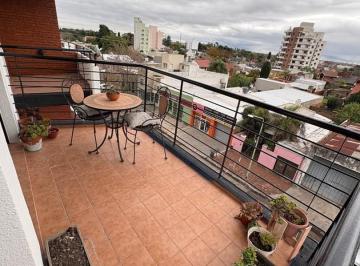 Departamento · 43m² · 2 Ambientes · 1 Cochera · Departamento en Venta en Campana, G. B. a. Zona Norte, Argentina