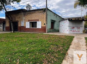 Casa · 148m² · 3 Ambientes · 1 Cochera · Casa en Venta - 2 Dorm. 1 Baños - 248,54 - Saladillo