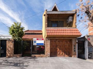 PH · 145m² · 4 Ambientes · 1 Cochera · Dúplex Tipo Casa con Entrada/inde. Patio/cochera