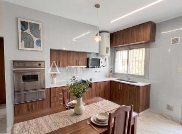 Casa · 227m² · 4 Ambientes · 1 Cochera · Casa en Venta en Tigre