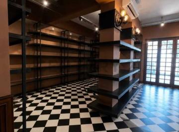 Local comercial · 160m² · 5 Ambientes · Local Comercial en Venta, Godoy Cruz, Mendoza.