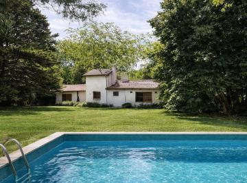 Terreno · 3140m² · Quinta en Venta Ideal Inversor, Desarrollo, Uso Recreativo 3140 m² Calle 46 E/ 243 y 244