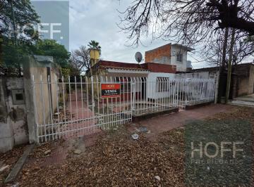 Casa · 55m² · 3 Ambientes · 1 Cochera · Casa en Venta en Barrio La Liguria