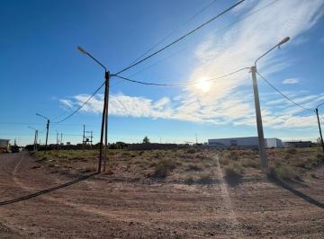 Terreno , Centenario · Venta – Esquina | Parque Industrial Centenario