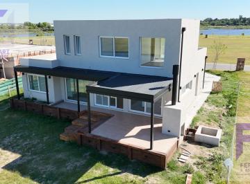 Casa · 197m² · 5 Ambientes · 2 Cocheras · Venta Casa en El Naudir Al Rio