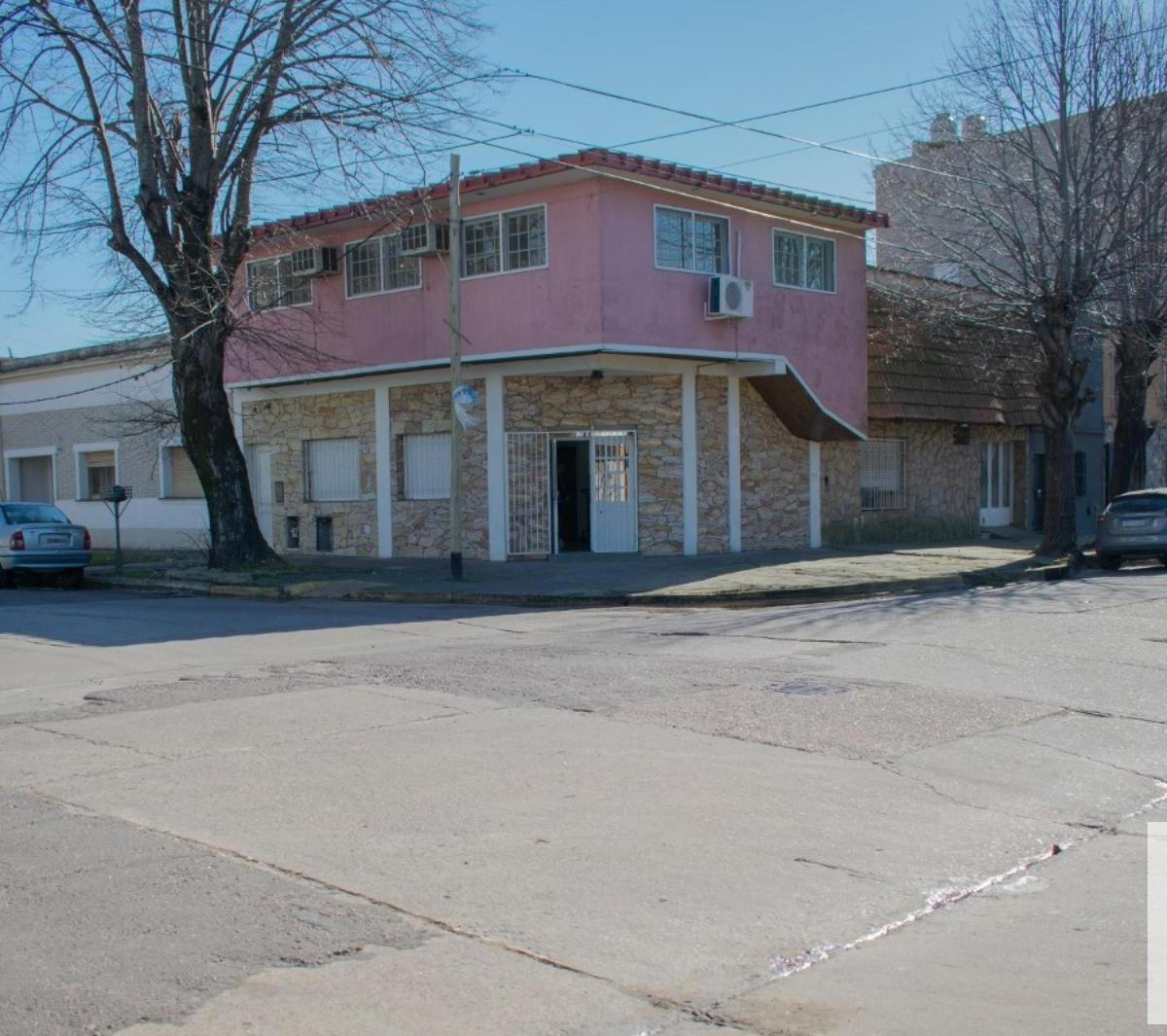 71 y 117, La Plata, La Plata