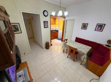 Departamento de 3 ambientes, Mar de Ajó · Departamento 2 Dorm. con Patio y Parrilla + Cochera a 1 Cuadra |mar de Ajo