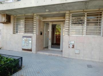 Se alquia departamento Semipiso externo con balcón ventilación cruzada muy lumin · Departamento Semipiso 2 Dorm. Externo con Balcon Impecable
