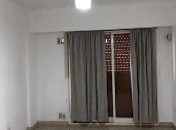 Departamento · 60m² · 3 Ambientes · Departamento en Alquiler - 2 Dorm. 1 Baño - 60 m - La Plata