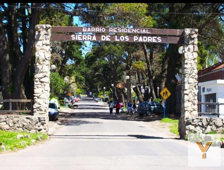 Justo e/ Isabel y Leticia, Sierra de los Padres, Mar del Plata