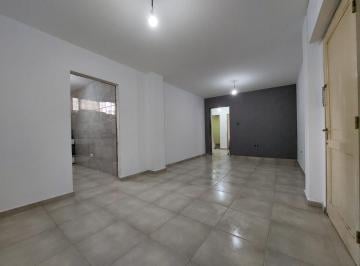 Departamento · 90m² · 6 Ambientes · Departamento 3 Dorm. + Escritorio en Venta con Renta, Sol de Mayo 510