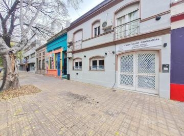 Oficina comercial · 320m² · 6 Ambientes · Casa 5 Entre 39 y 40