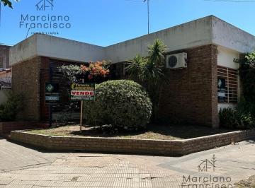 Casa · 97m² · 2 Ambientes · 1 Cochera · Casa en Venta en Centro Comercial Marcos Paz