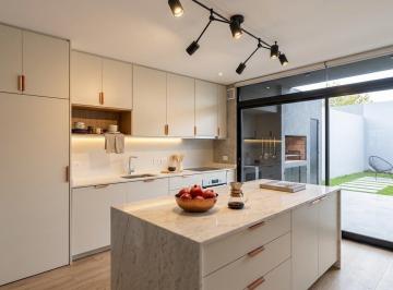 Casa · 125m² · 4 Ambientes · 1 Cochera · Venta de Dúplex 4 Ambientes a Estrenar - Patio - Cochera - Olivos, Vicente López