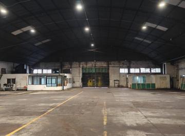 Bodega-Galpón · 1200m² · Galpón 1200 m² - Circunvalación y Pte Perón