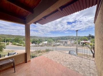 Casa · 194m² · 5 Dormitorios · 3 Cocheras · Carlos Paz, Oportunidad! 2 Casas C/pileta. con Vista Increíble!