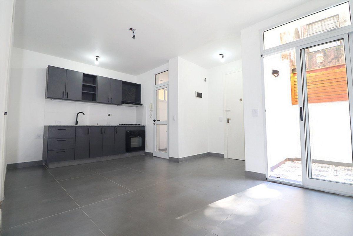 Obispo San Alberto 2200,  Villa Pueyrredón, Capital Federal