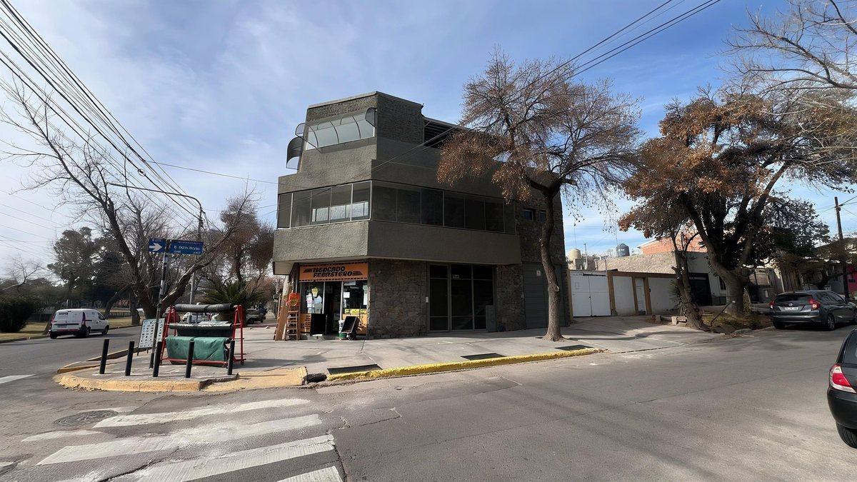 Renato Della Santa 2900, Godoy Cruz, Mendoza