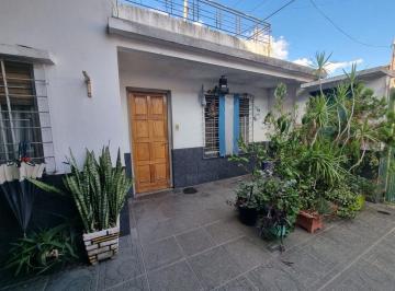 Casa · 110m² · 6 Ambientes · 2 Cocheras · Casa en Venta 3 Amb. en Ciudad Madero + Depto Local