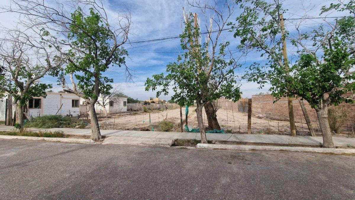 Alfosina Storni Lote B 1, Sur 200,  Villa Aberastain, San Juan
