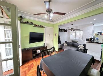 PH · 68m² · 3 Ambientes · Venta PH 3 Amb Balcon en Esq Piñeiro
