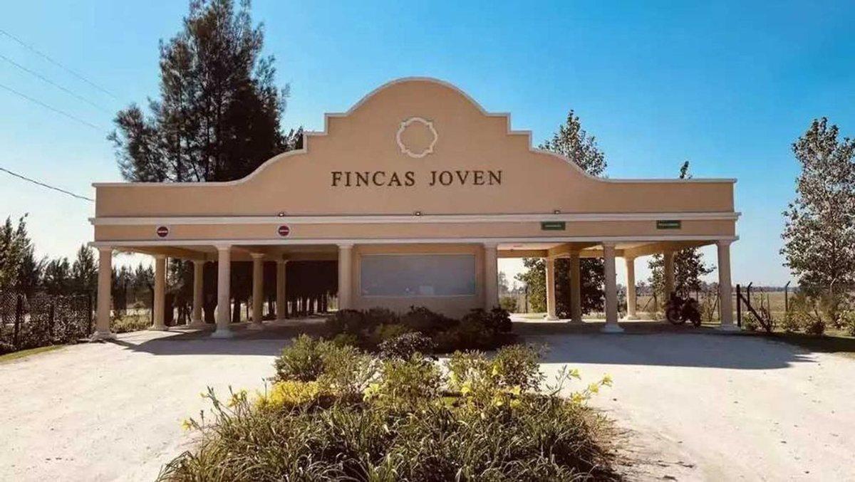 Arturo Capdevilla S/N,  Fincas de San Vicente, San Vicente