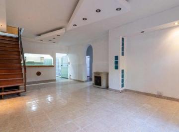 Casa · 144m² · 6 Ambientes · 1 Cochera · Venta Casa 6 Ambientes Patio Cochera Floresta