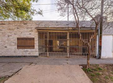Casa · 170m² · 6 Ambientes · 2 Cocheras · Casa en Venta 4 Dorm. Barrio Las Delicias