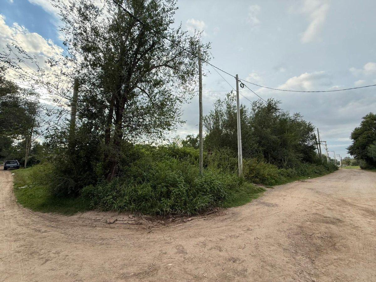 De los Latinos 7500,  Córdoba, Córdoba