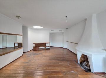 Casa · 165m² · 5 Ambientes · Venta - PH 6 Ambientes C/local - R. Mejía B° Pileta