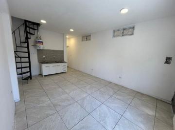 PH · 30m² · 1 Ambiente · Venta PH Al Frente Monoambiente San Juan Terraza